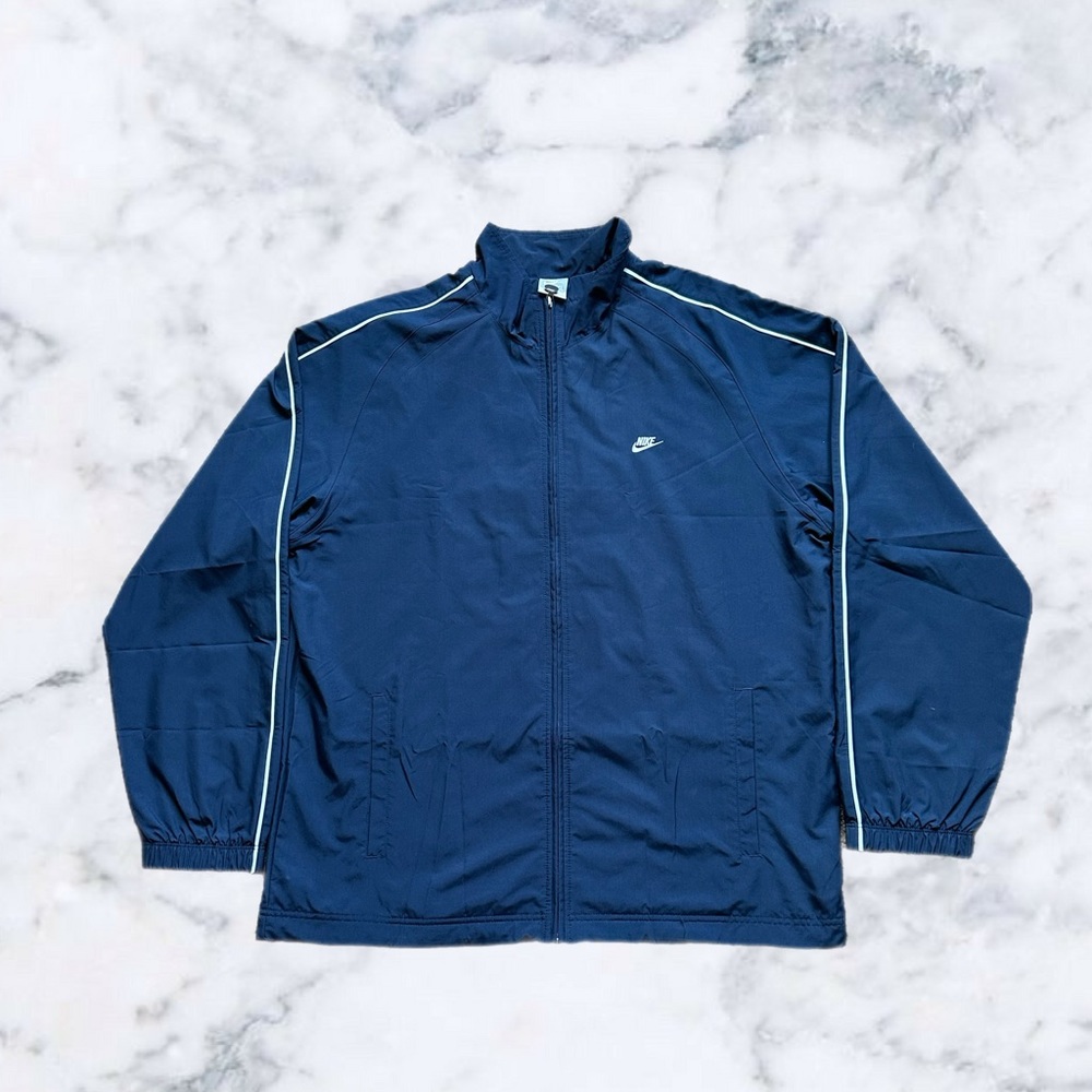 Vintage nike windbreaker